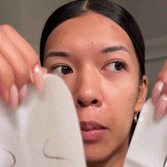 Rivoluzione con la nostra maschera viso al bio-collagene!